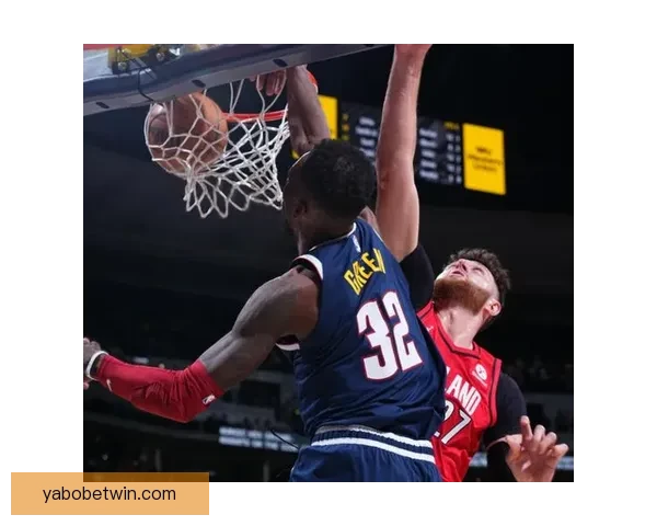 约基奇赛后穿小黄人拖鞋接受采访 曾化身格鲁角色展现幽默风采